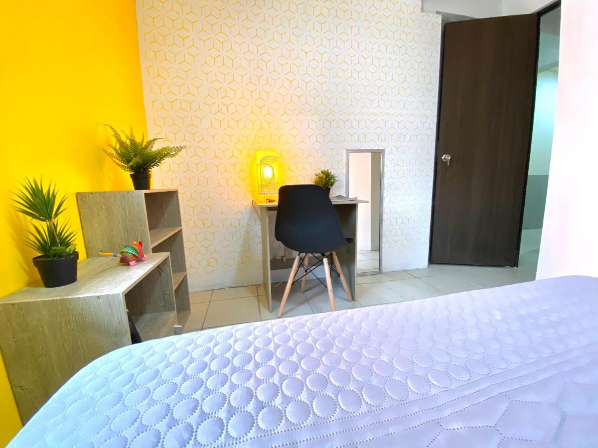 Roomies Hostel - Santa Maria La Ribera Мехико Экстерьер фото