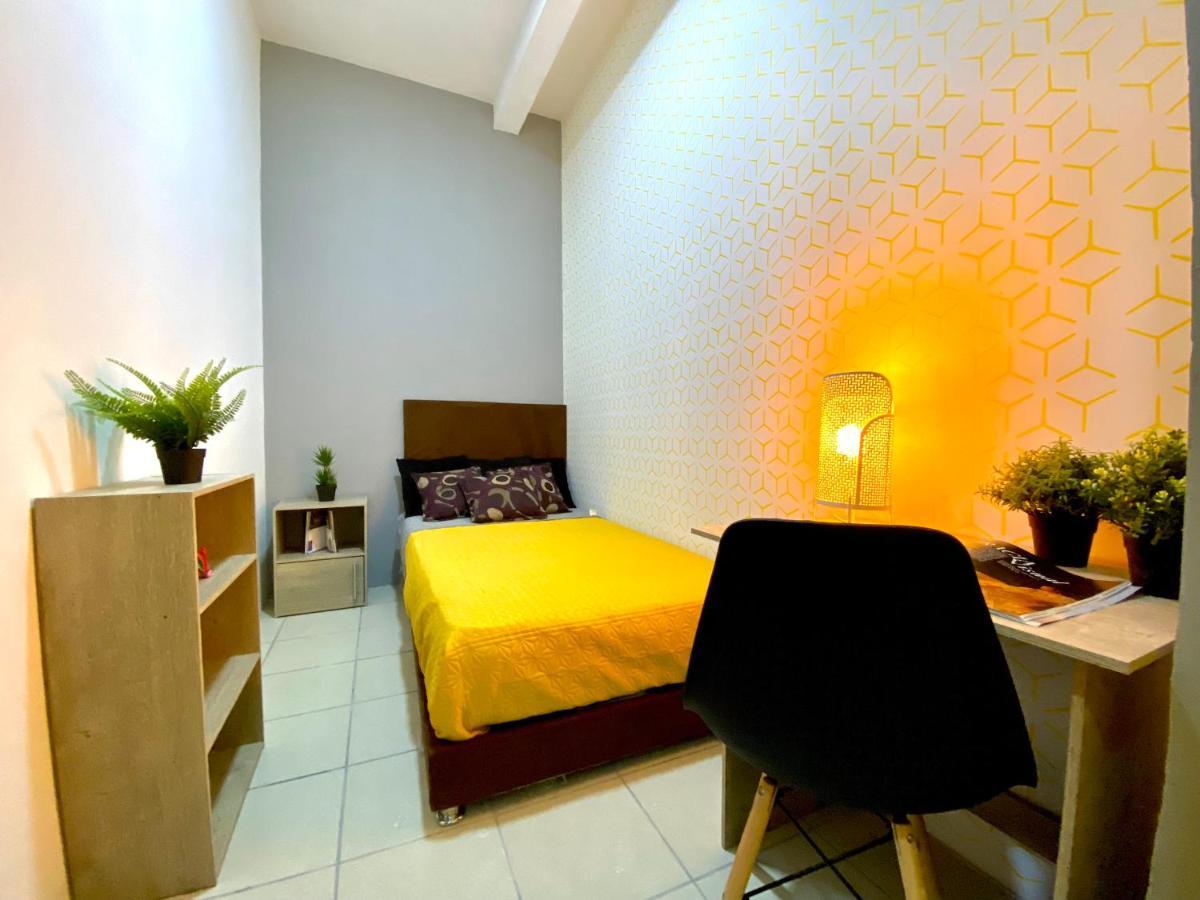 Roomies Hostel - Santa Maria La Ribera Мехико Экстерьер фото
