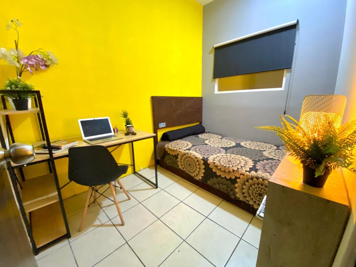 Roomies Hostel - Santa Maria La Ribera Мехико Экстерьер фото