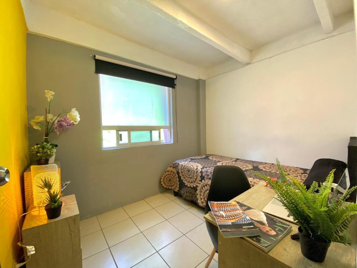 Roomies Hostel - Santa Maria La Ribera Мехико Экстерьер фото